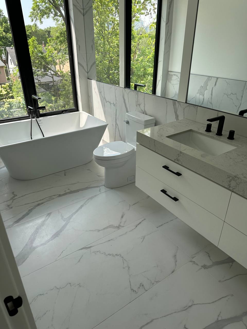 d7d05be3-d61d-4c98-bc91-5b7258a6b793